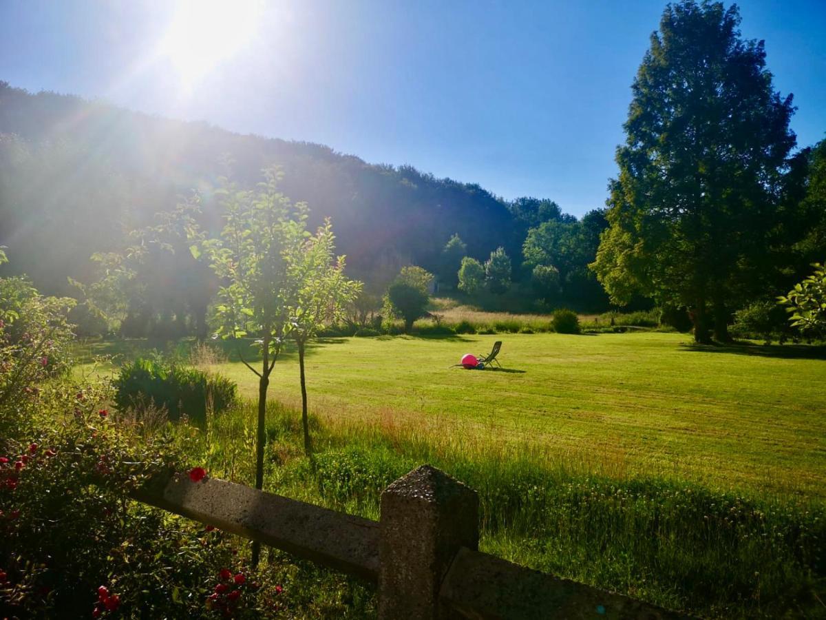 Aux Jolies Sources Bed & Breakfast Saint-Aubin-sur-Scie Exterior foto